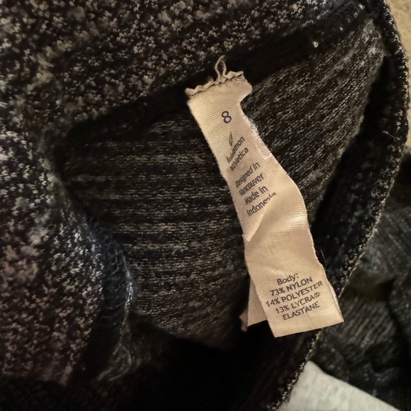 Lululemon wunder under pants size 8 EUC pique - Picture 4 of 4